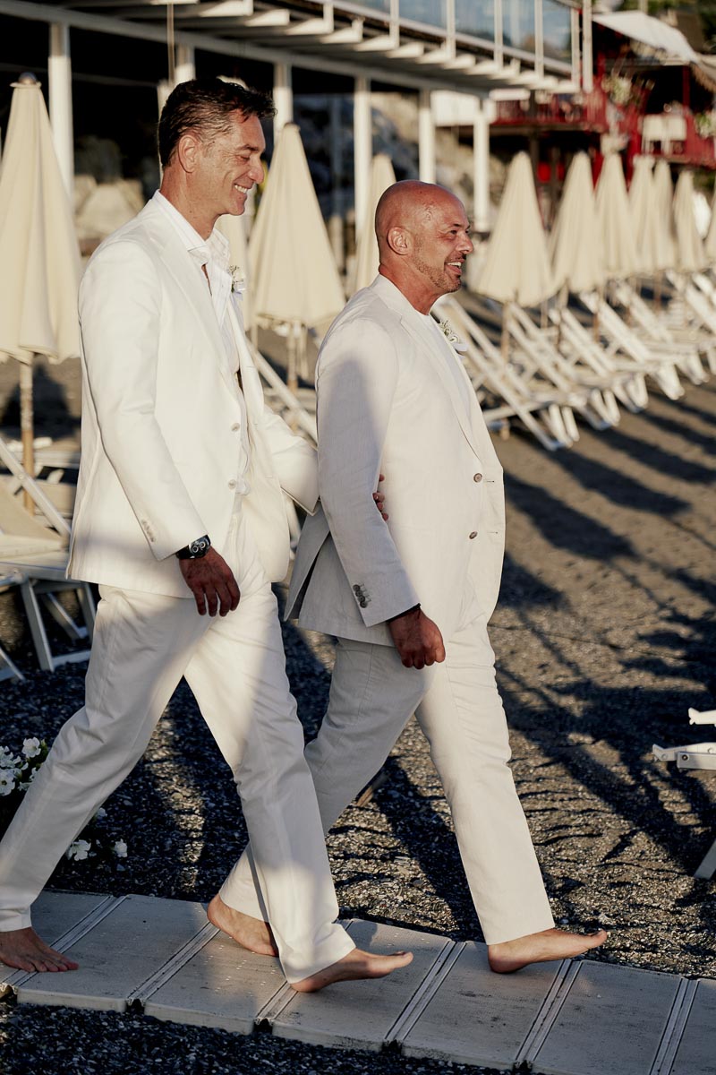La – cerimonia -in -spiaggia – di – Rossano – e – Antonio – Frank Catucci – fotografo – di -matrimonio – Milano-7